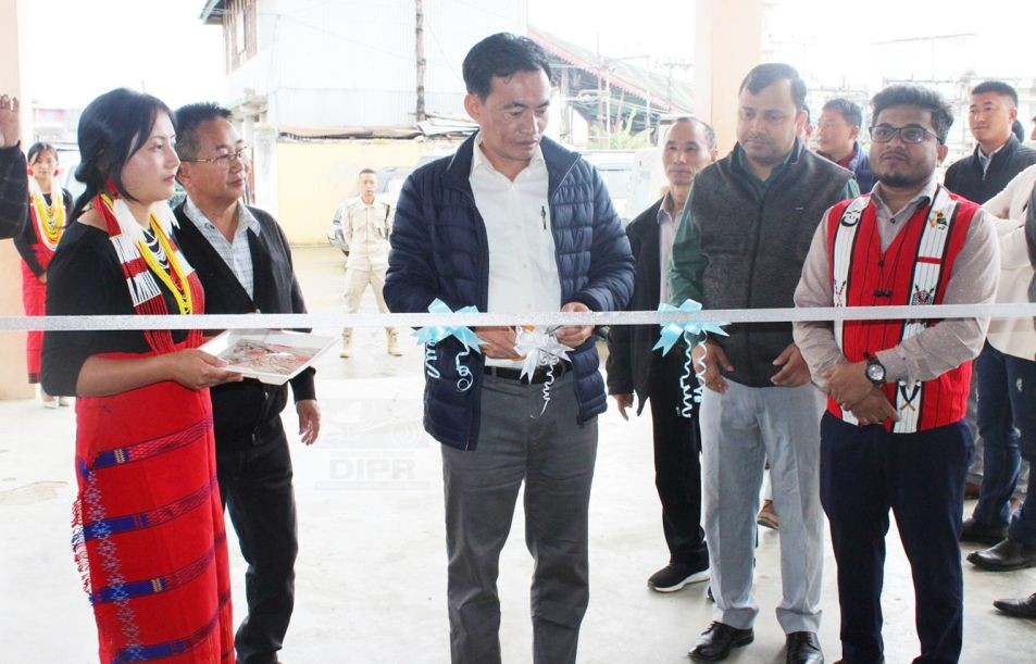 Nokchasashi, NCS, Deputy Commissioner, Tuensang inaugurating the two days Tribal Artisans Mela in Tuensang. (DIPR Photo)